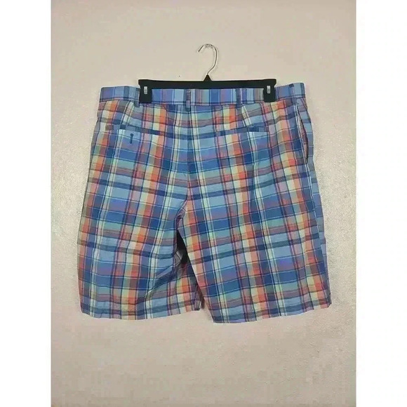 Jack Nicklaus Multicolor Plaid Button Closure Golf Shorts Size 40 - Picture 2 of 4